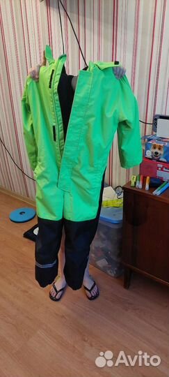 6 пакетов с вещами