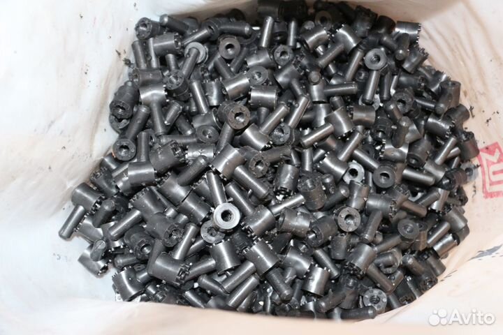 Изготовление деталей из пластика и резины