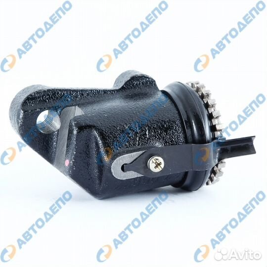 Рабочий тормозной цилиндр передний L isuzu ELF 198