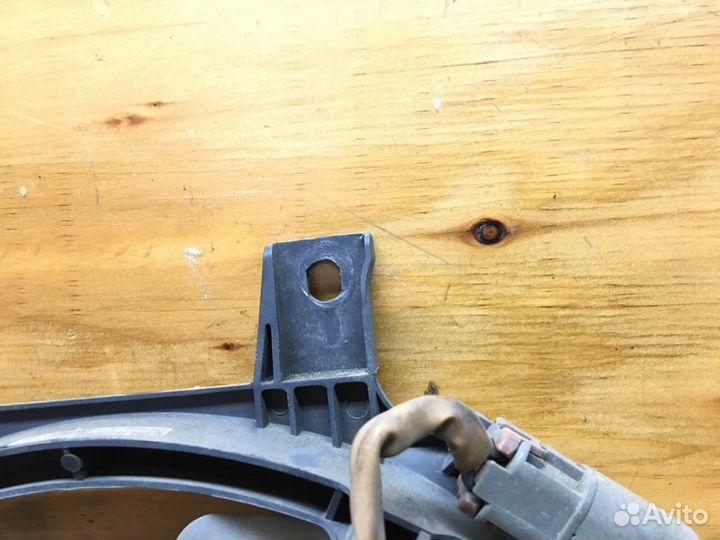 Диффузор радиатора Nissan Sunny FNB14 GA15DE 1995