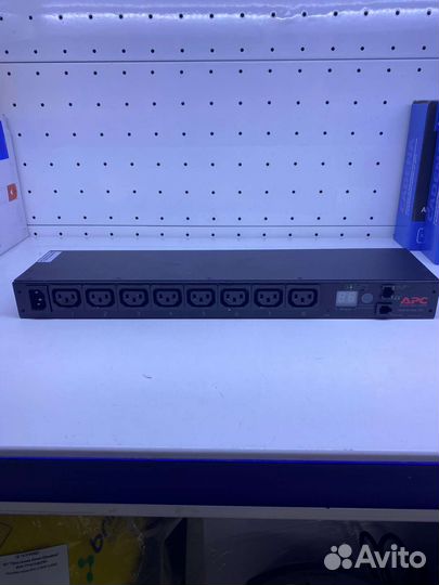 Блок распределения питания APC AP7820