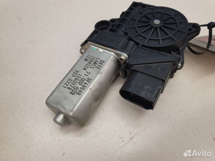 Моторчик стеклоподъёмника задний левый BMW 3 E90 2005-2013