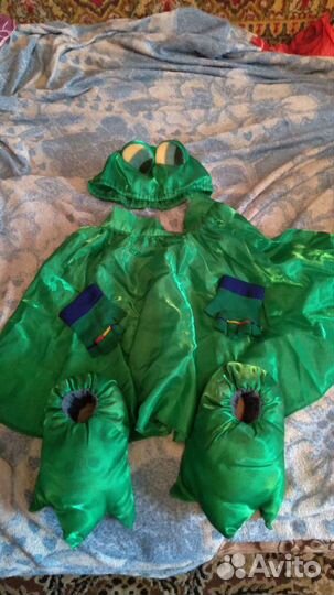 Костюмы парики