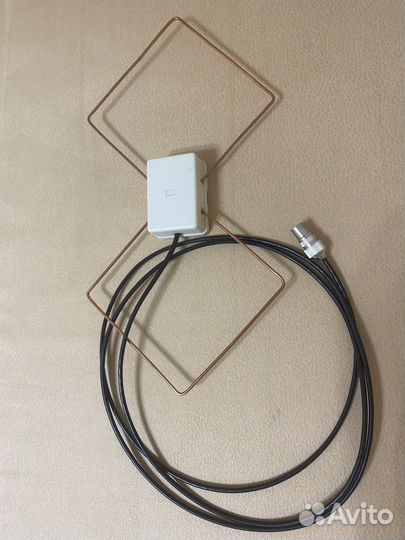 Антенна телевизионная комнатная DVB-T2