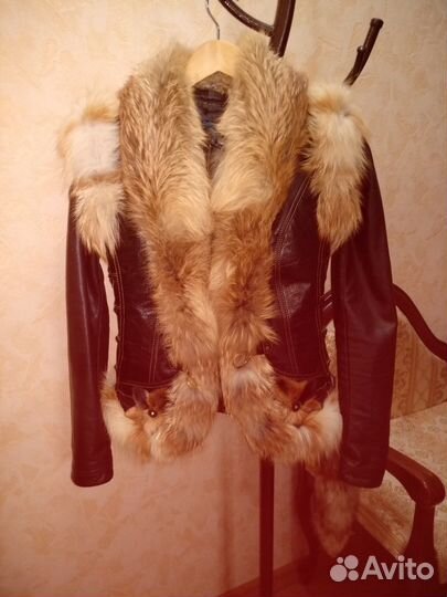 Меховая жилетка + куртка