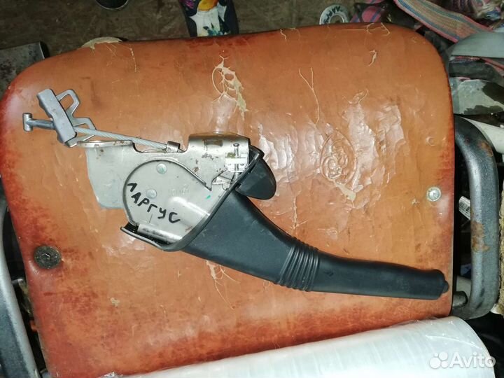 Рычаг ручного тормоза Лада Ларгус