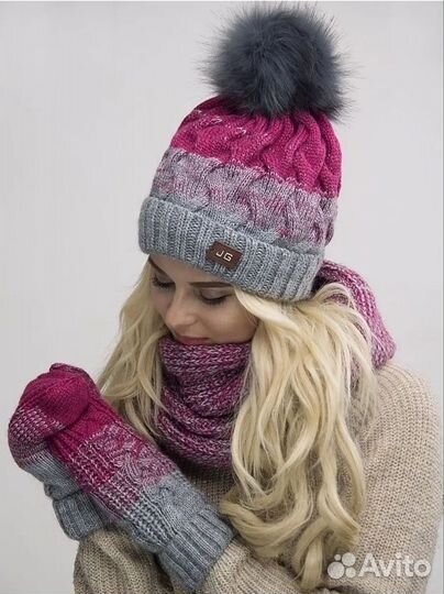 Комплект шапка+снуд+варежки новый