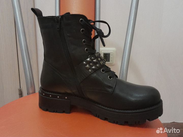 Полуботинки женские 38 размер