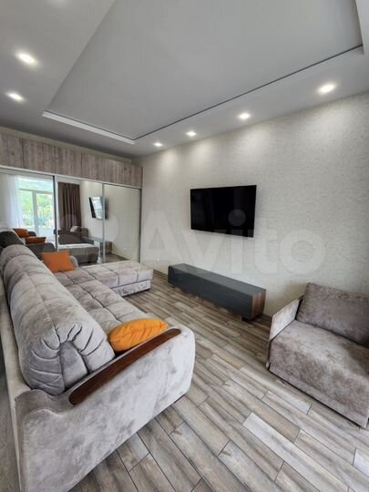 2-к. квартира, 60 м², 12/14 эт.