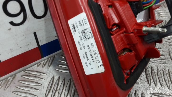 Фонарь крышки багажника левый Audi A6 4F/C6 рест