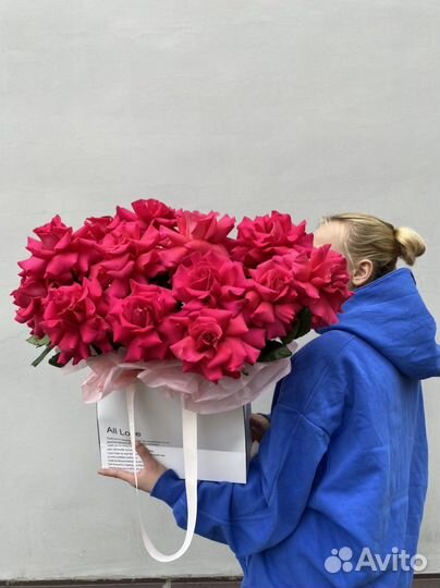 Ажурные розы