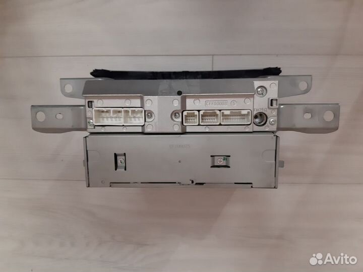 Штатная магнитола toyota rav4