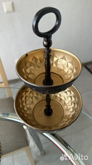 Вазы для фруктов или цветов