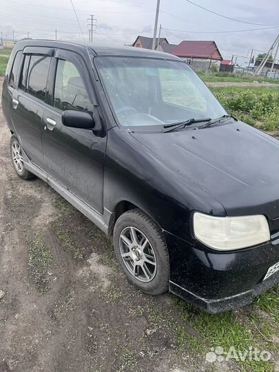 Nissan Cube z10 разбор