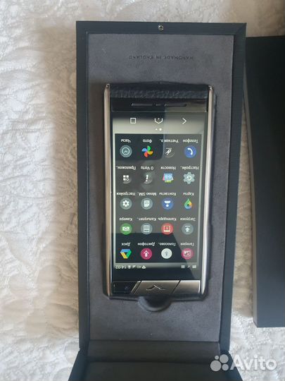 Телефон Vertu