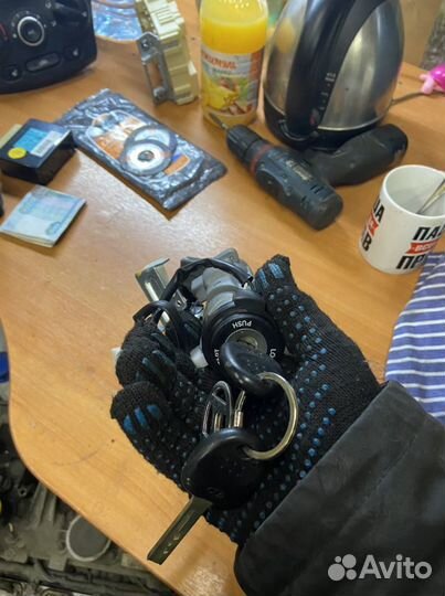 Замок зажигания с ключами Hyundai Solaris