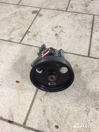 Гур на Рено Сандеро Степвей 2012г. Оригинал