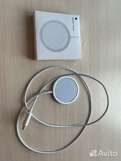 Зарядка на iPhone