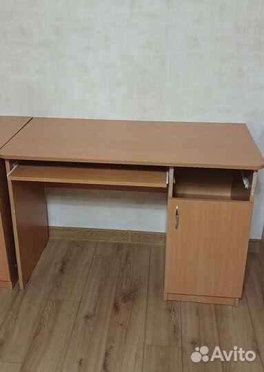 Письменный стол