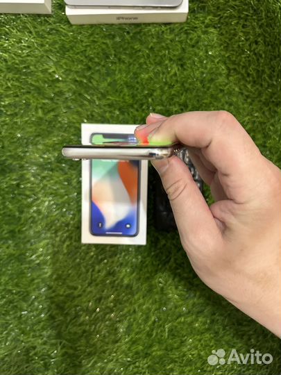 iPhone X, 256 ГБ