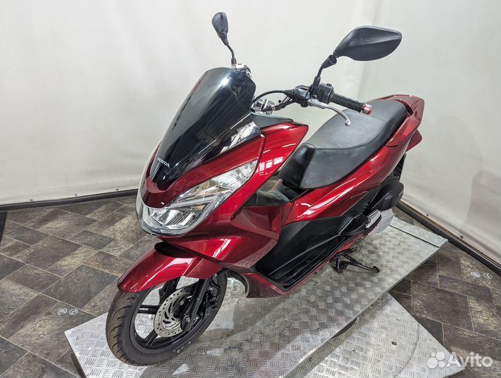 Скутер Honda PCX 125