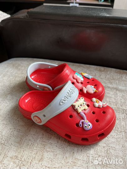 Шлёпки для девочки