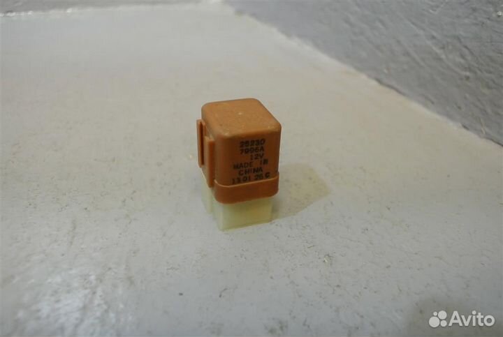 Реле Nissan Juke (F15) 2011