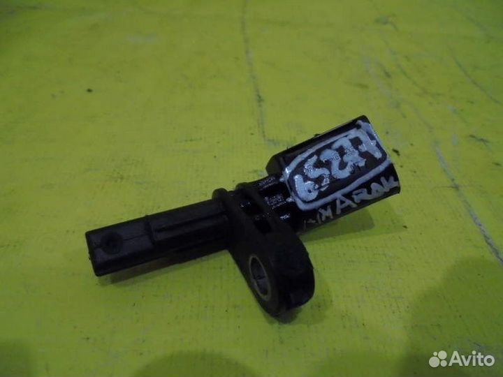 Датчик ABS передний Volkswagen Amarok 13г 65277