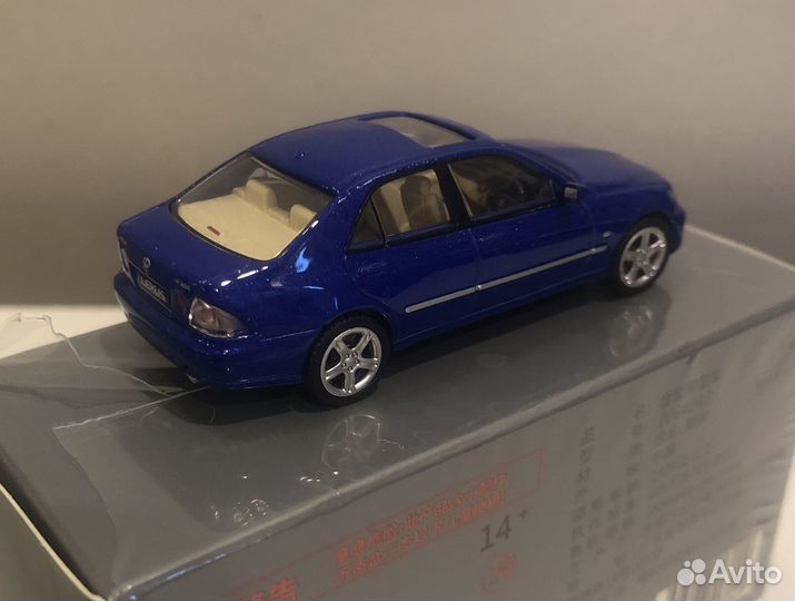 1/64 Lexus IS300 синий