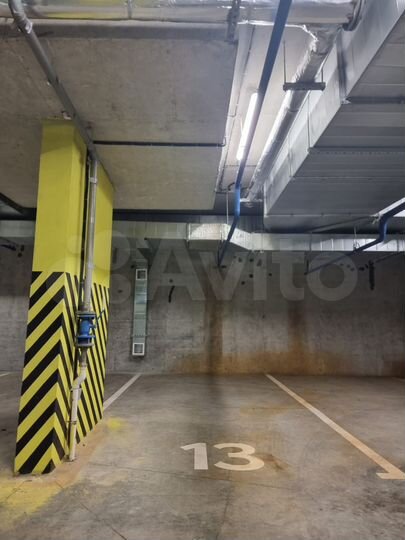 Машиноместо, 14 м²