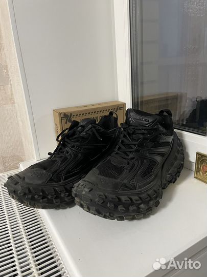 Кроссовки balenciaga defender