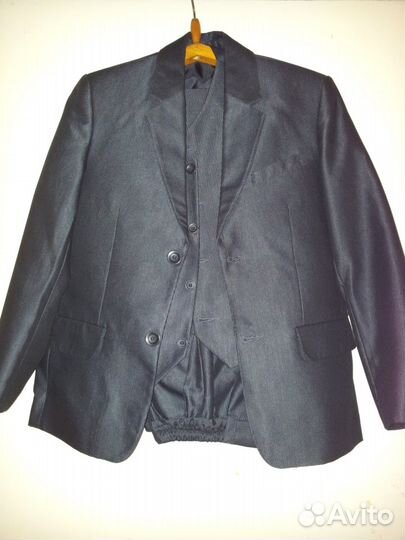 Школьный костюм (тройка)