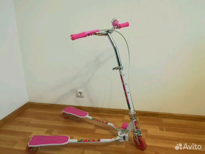 Самокат инерционный