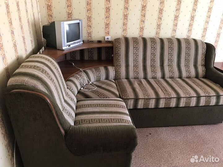 Угловой диван бу