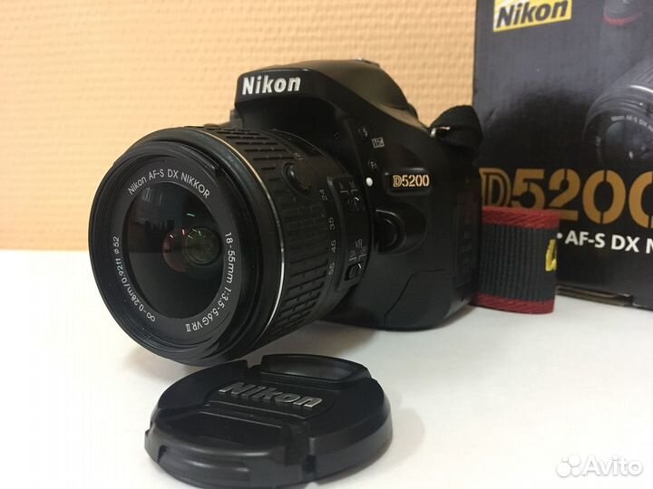 Nikon D5200(18-55mm VR II) +Акб+Сумка+32гб+Коробка
