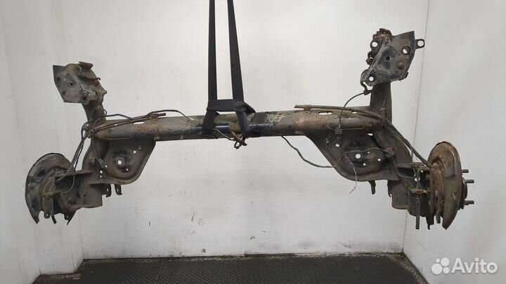 Балка подвески задняя Nissan Juke, 2011