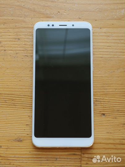Xiaomi Redmi 5 Plus, 4/64 ГБ
