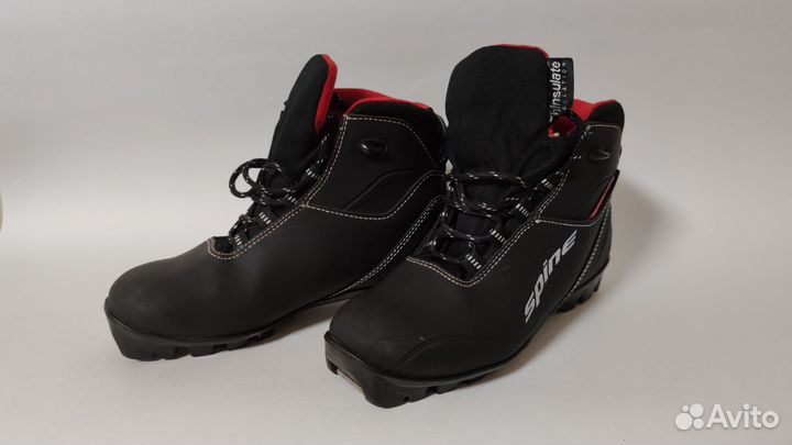 Лыжные ботинки 38 размер черные