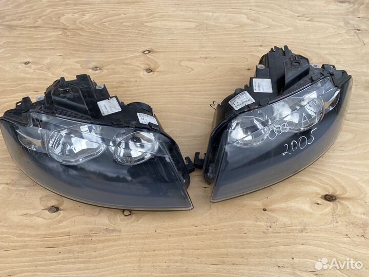 Фары на Audi A4 2005