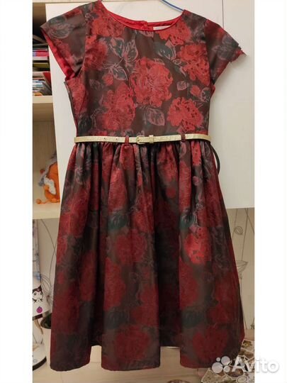 Нарядное платье для девочки 8-10 лет