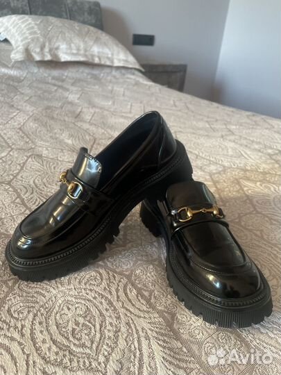 Лоферы женские 39 размер бу