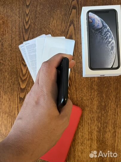 iPhone Xr, 64 ГБ