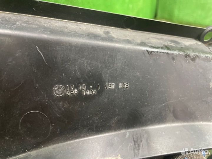 Диффузор радиатора Bmw X5 E53 M54B30 2006