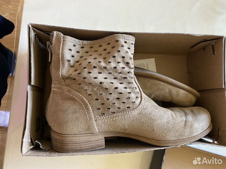 Ботинки женские