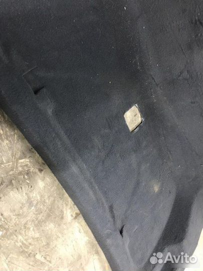 Обшивка крышки багажника Mercedes-Benz S-Class