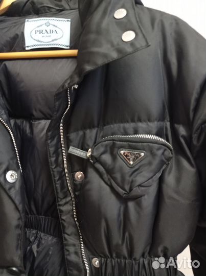 Пуховик Prada женский зимний