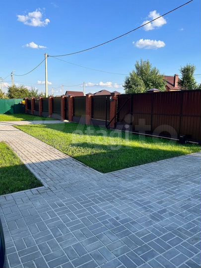 Дом 210 м² на участке 15 сот.