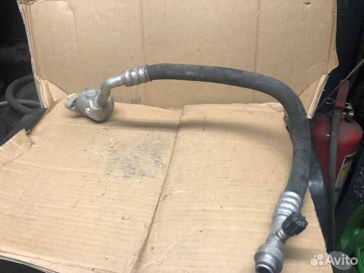 Трубка кондиционера W212 M276 A2128306515