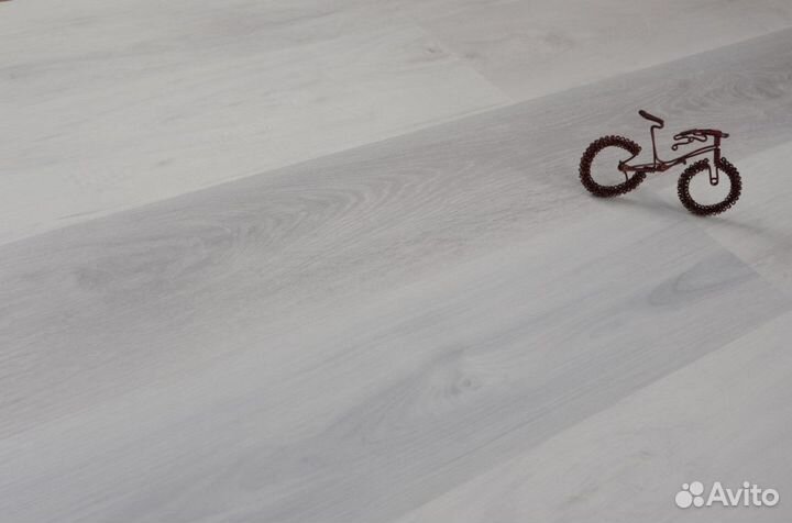 Кварц виниловый ламинат