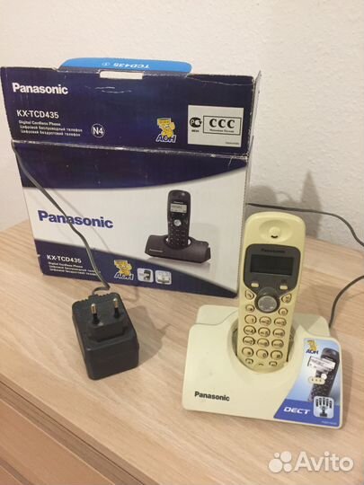 Цифровой беспроводной телефон 